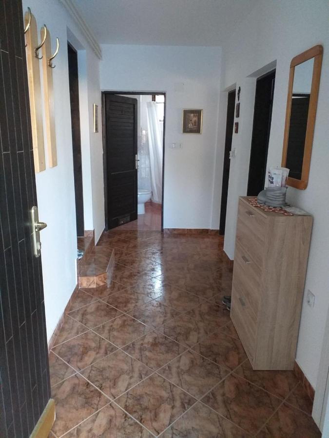 Villa Kadinela, 200M From Kamenjak, Huge Quiet Garden With Barbecue, 2 New Kitchens 프레멘투라 외부 사진