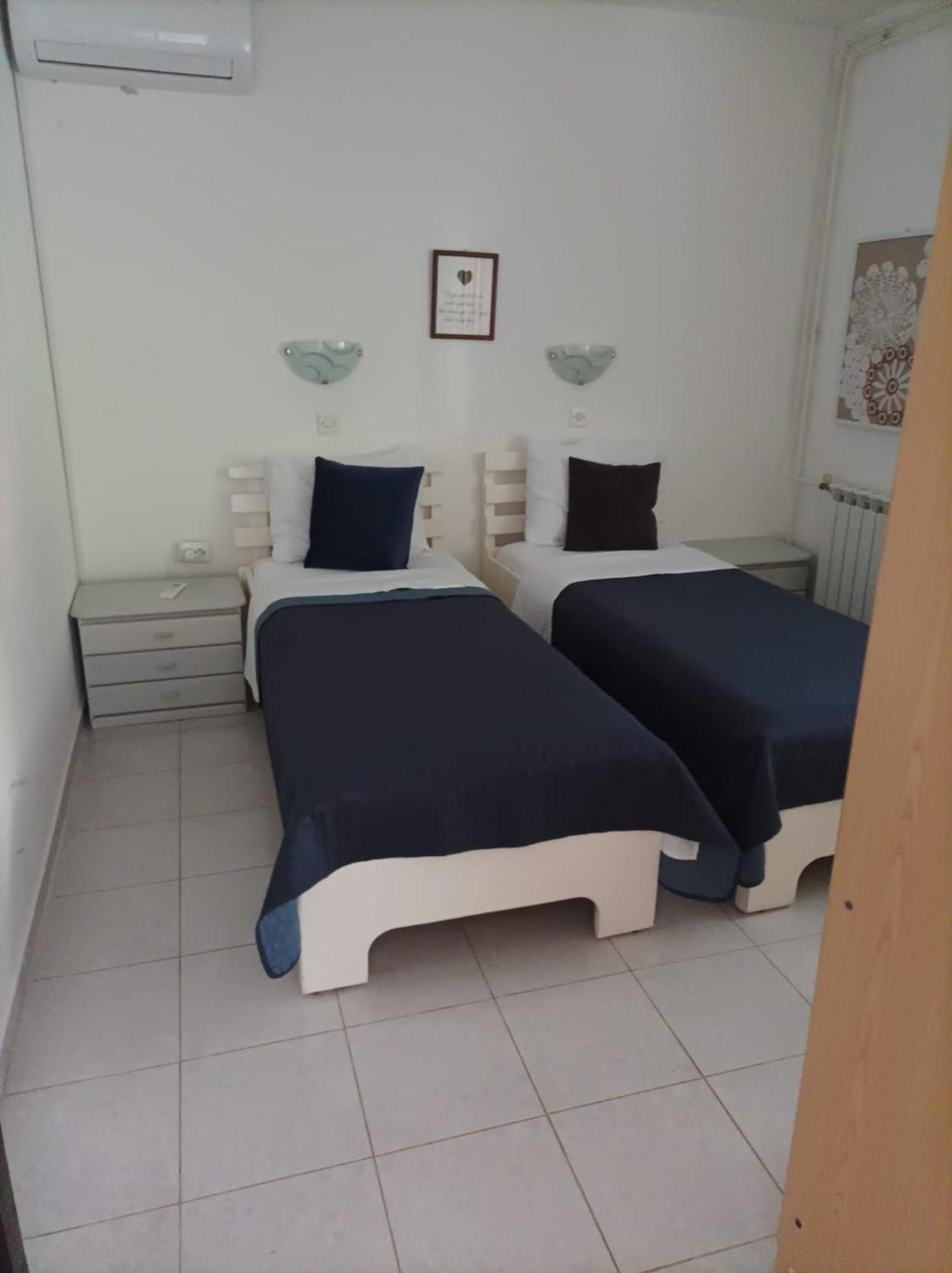Villa Kadinela, 200M From Kamenjak, Huge Quiet Garden With Barbecue, 2 New Kitchens 프레멘투라 외부 사진