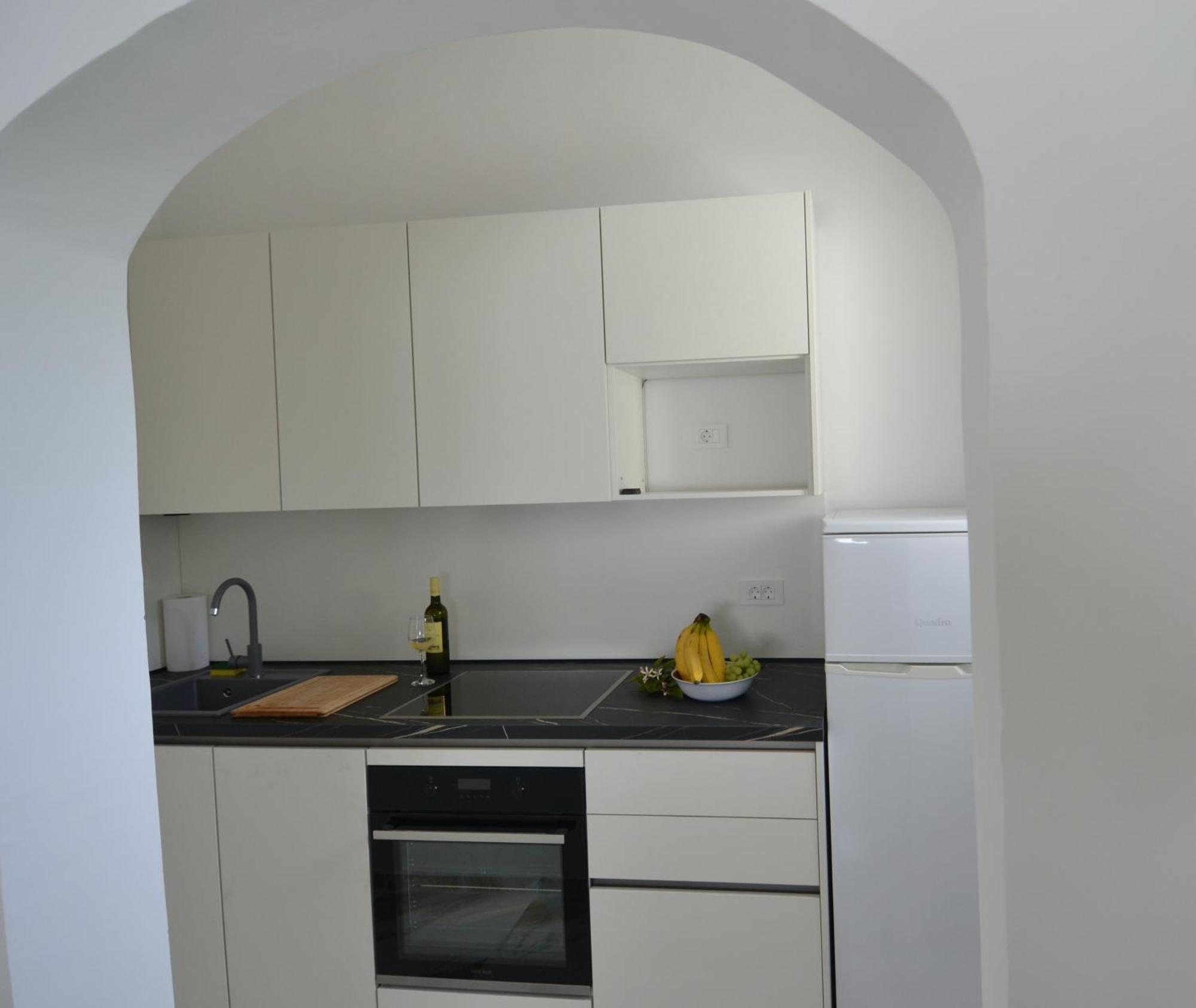 Villa Kadinela, 200M From Kamenjak, Huge Quiet Garden With Barbecue, 2 New Kitchens 프레멘투라 외부 사진